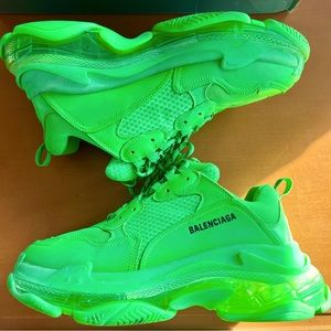 Balenciaga - Tripple S clear sole “Fluo Green“